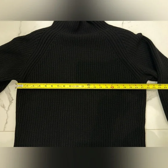 Theory Women’s Wool and Cashmere Sweater Black Size Medium - Picture 4 of 8